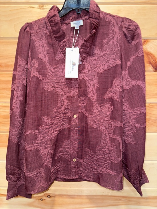 Anniewear Tops - Anniewear Burgundy Textured Ruffle Collar Button-Down Top